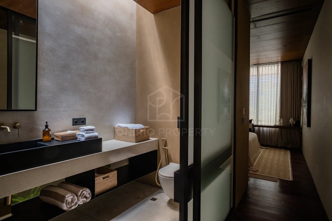 Oniriq Property