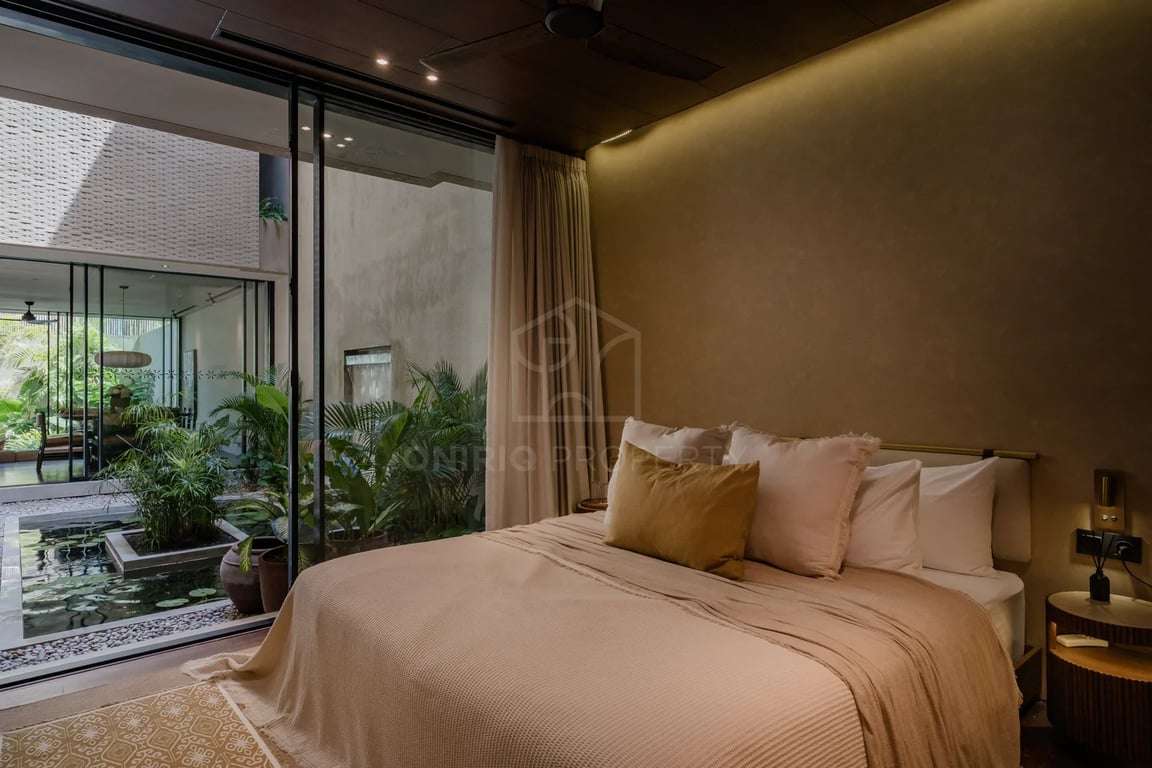 Oniriq Property