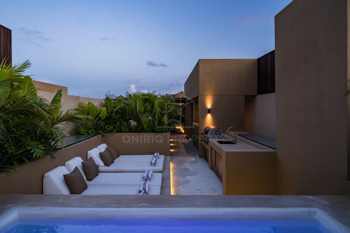 Oniriq Property