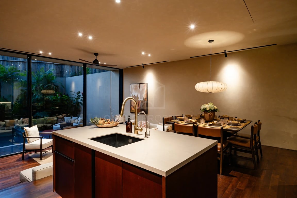 Oniriq Property