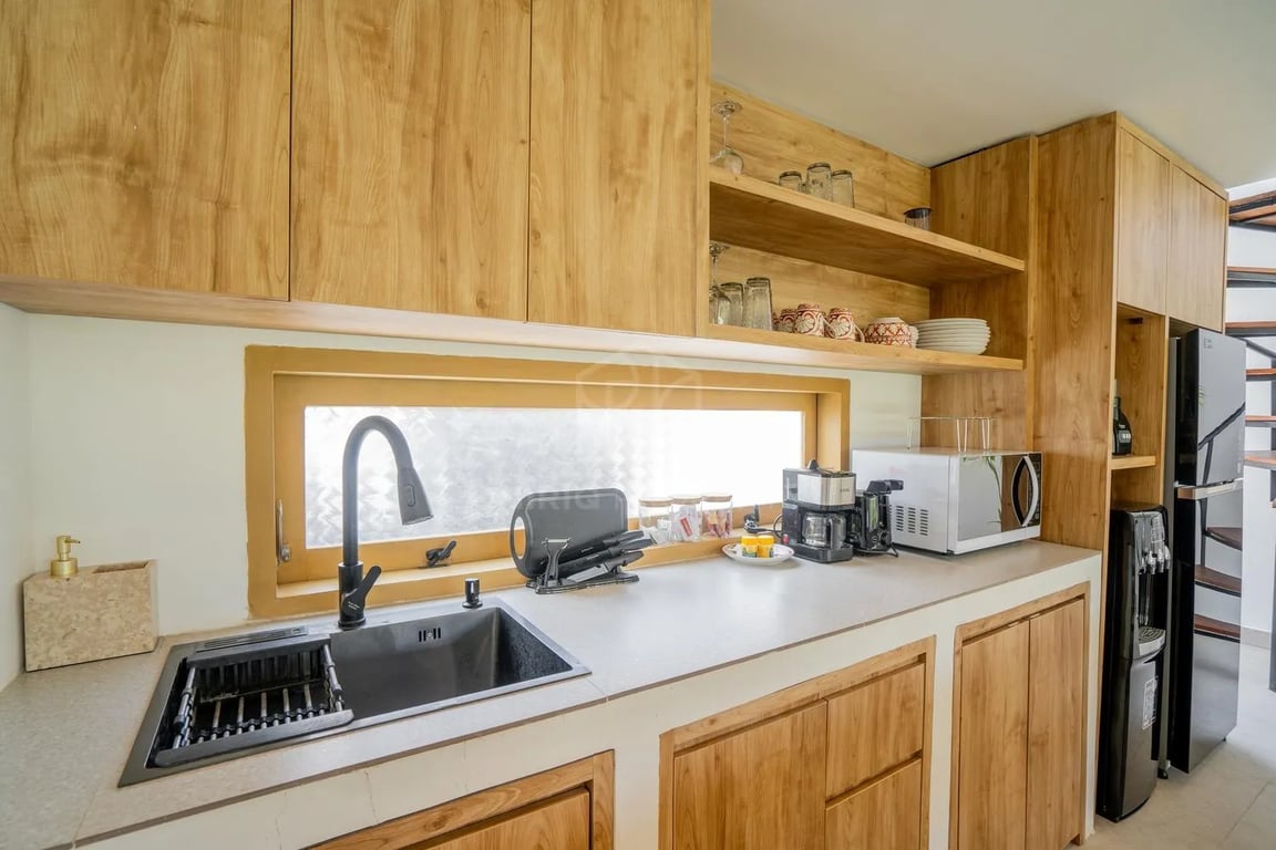 Oniriq Property