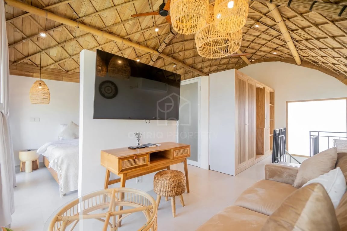 Oniriq Property