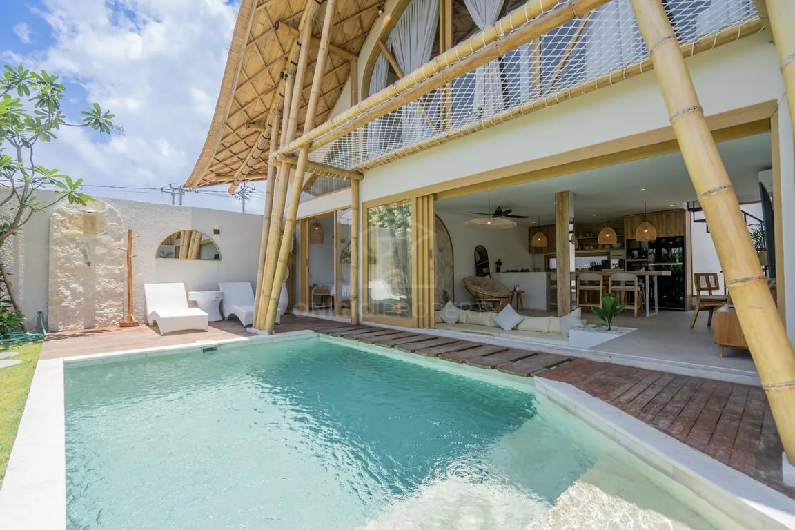 Oniriq Property