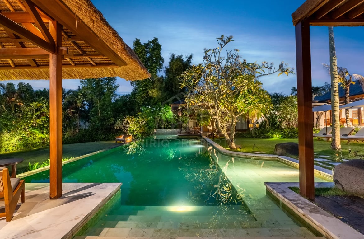 Oniriq Property