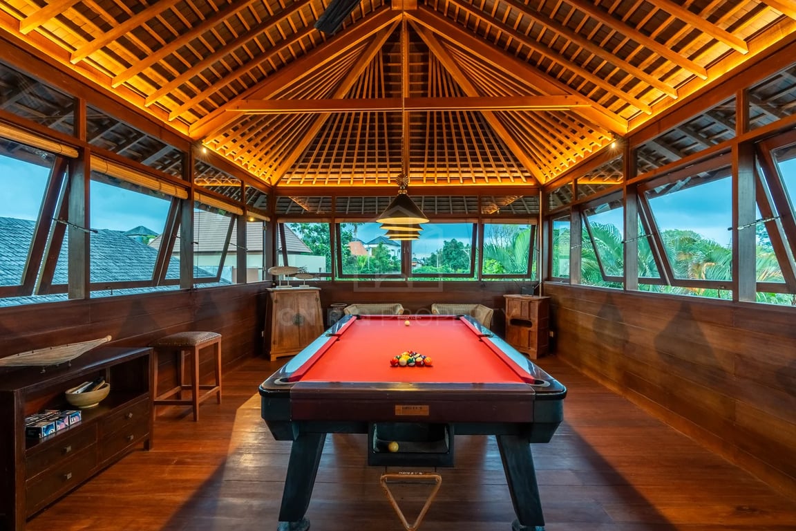 Oniriq Property