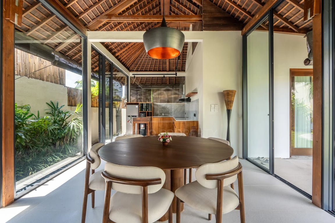 Oniriq Property