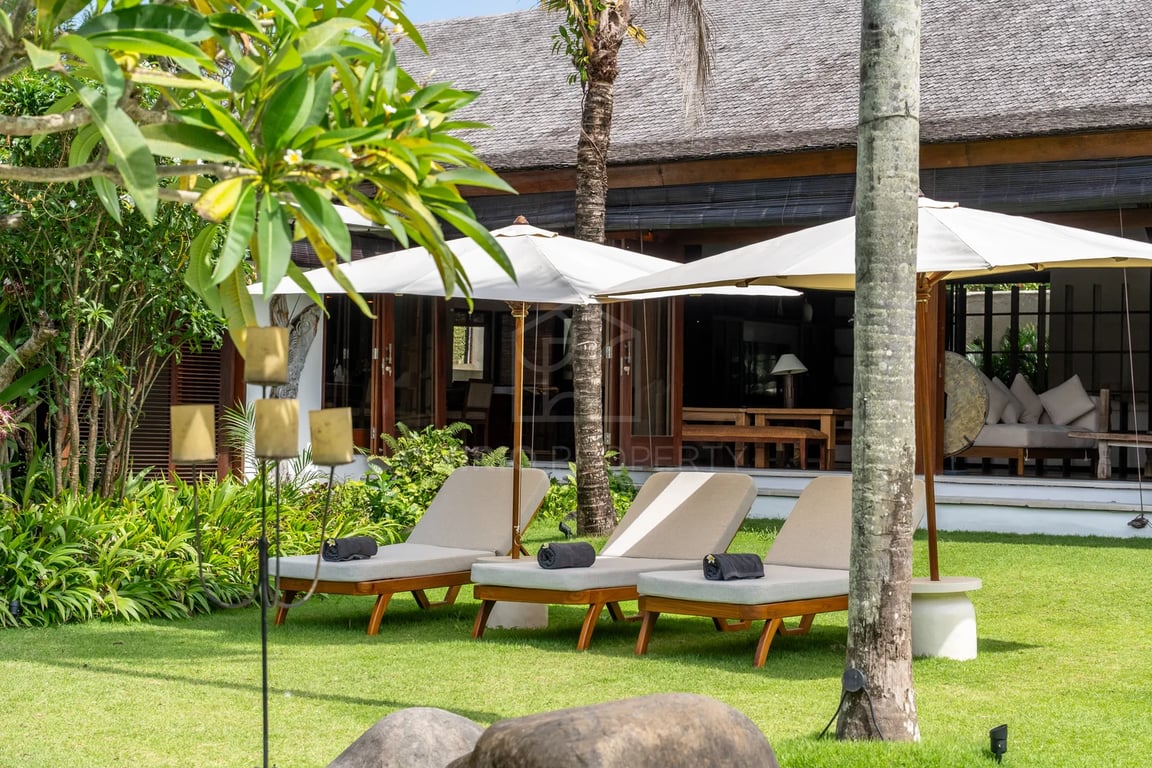 Oniriq Property