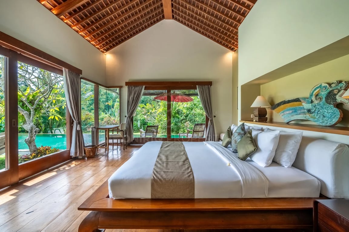 Oniriq Property