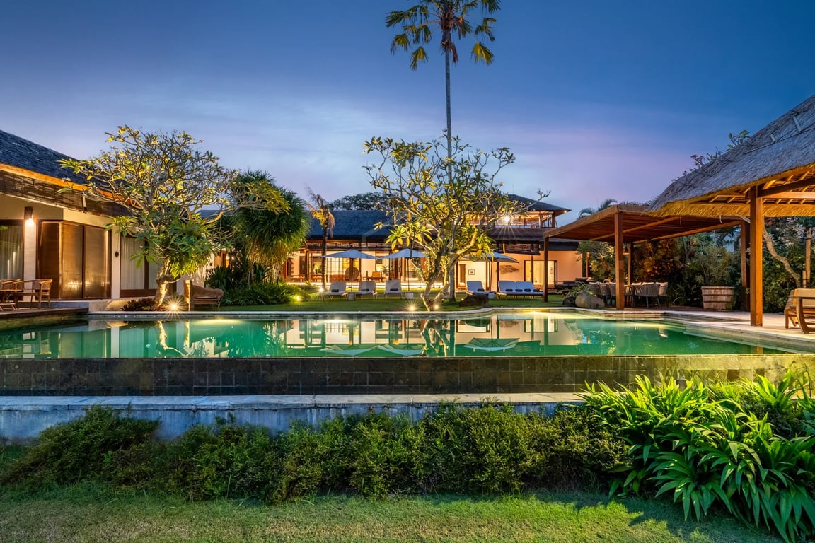 Oniriq Property