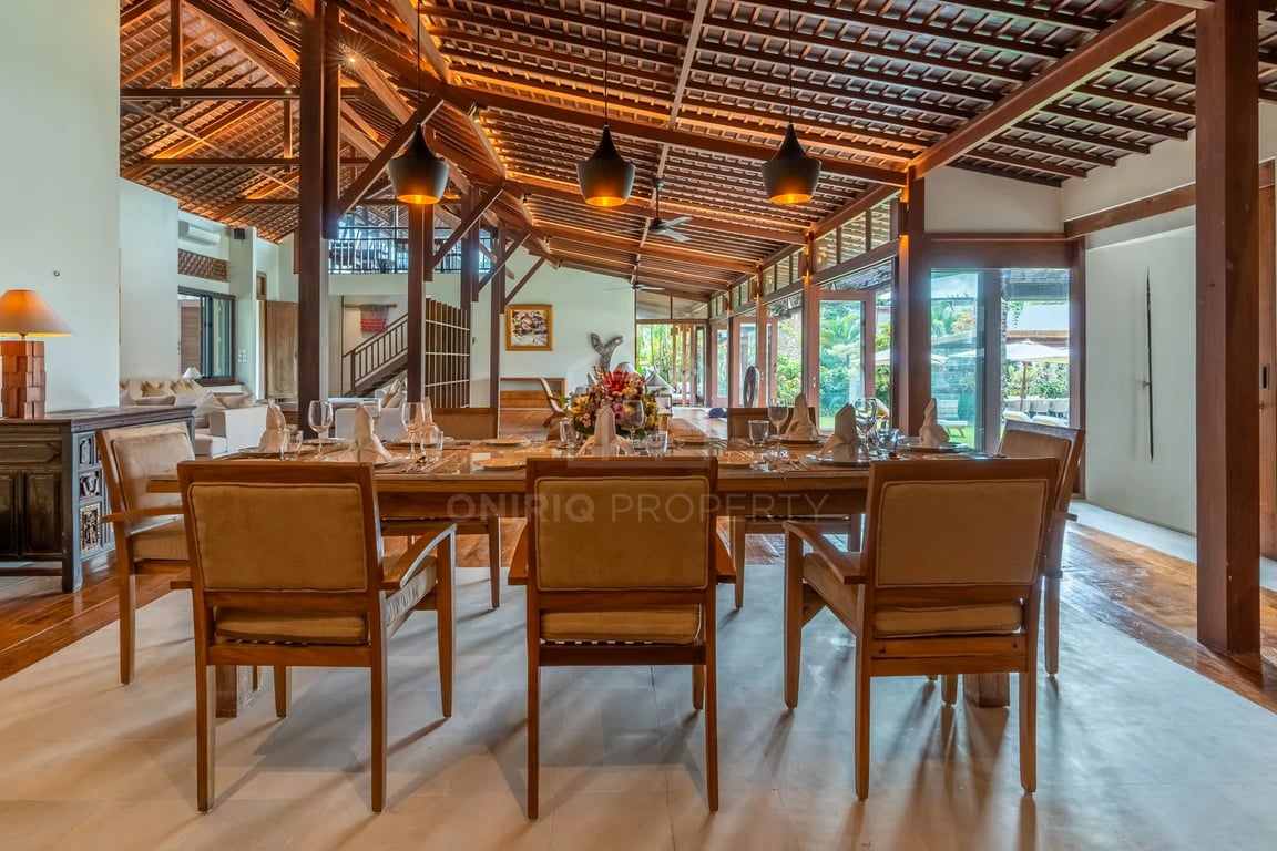 Oniriq Property