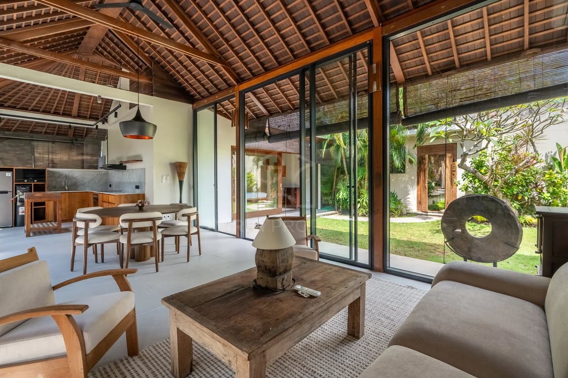 Oniriq Property