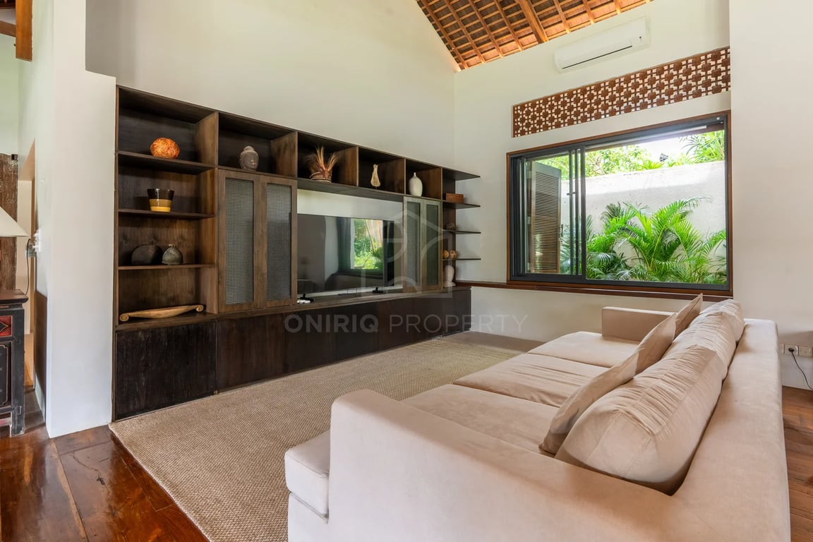 Oniriq Property