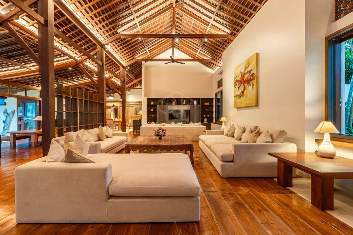 Oniriq Property