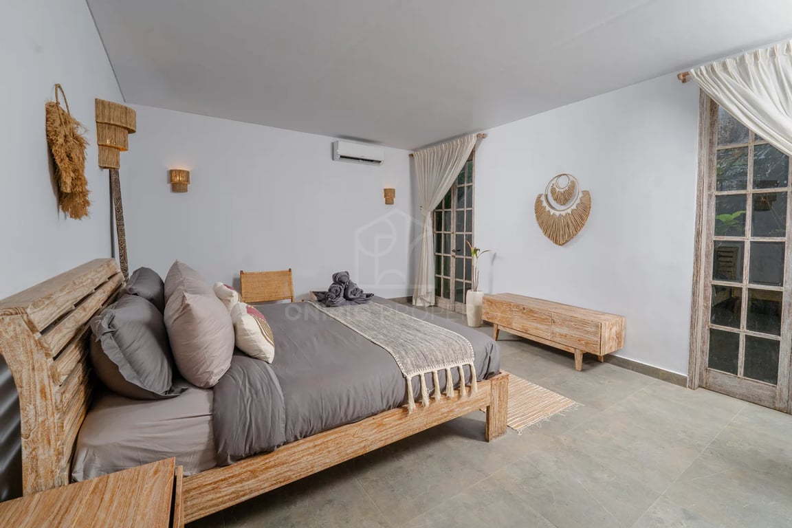 Oniriq Property