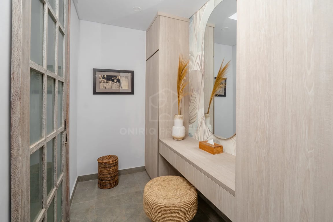 Oniriq Property