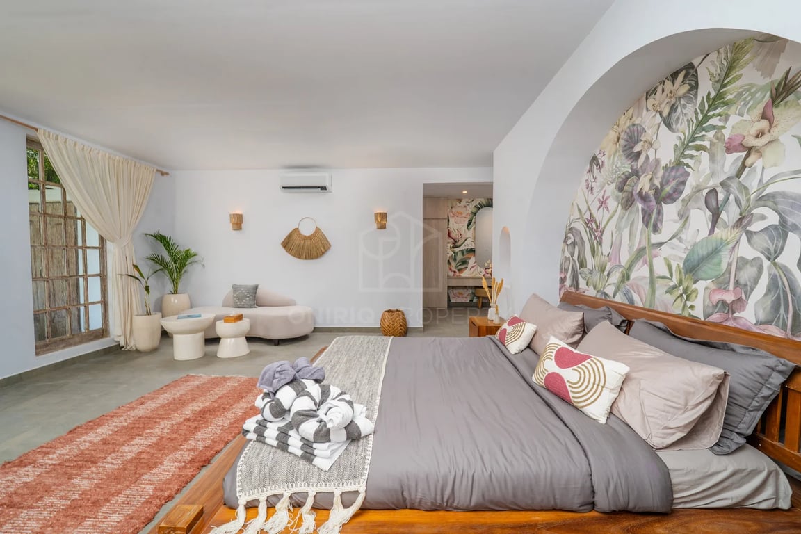 Oniriq Property