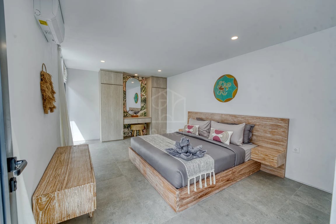 Oniriq Property