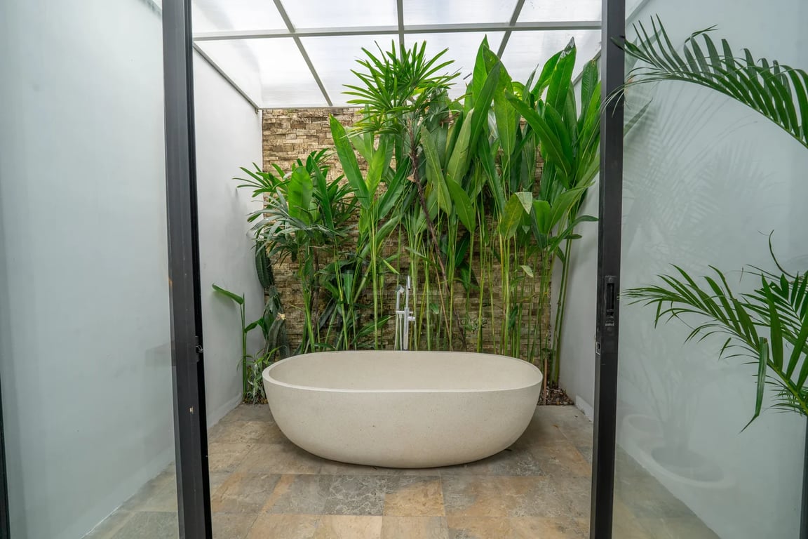 Oniriq Property