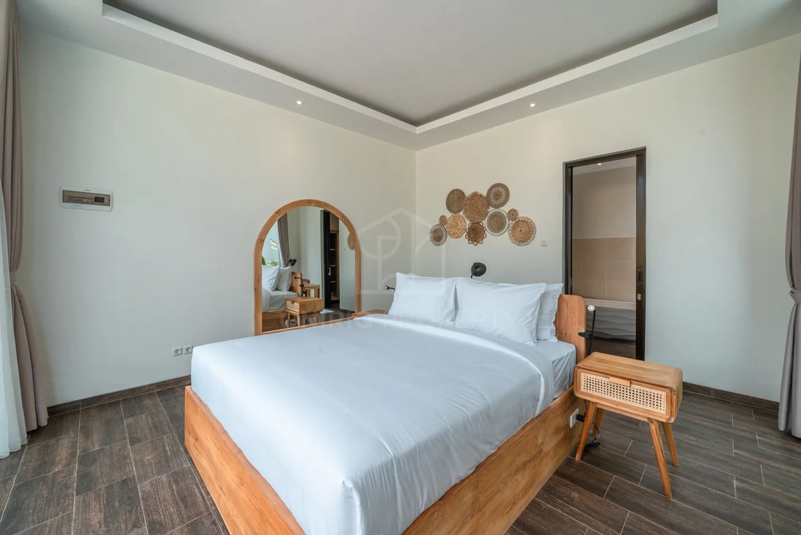 Oniriq Property