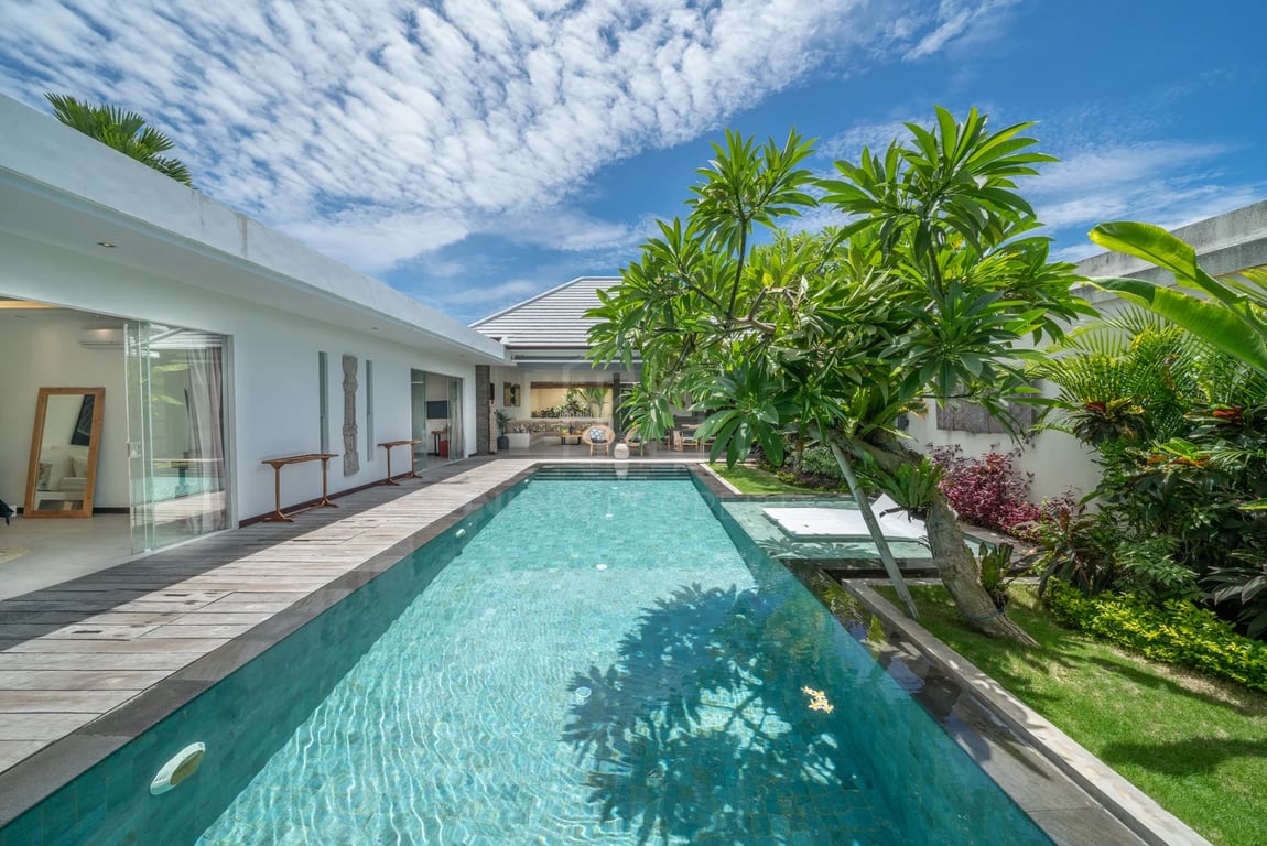 Oniriq Property