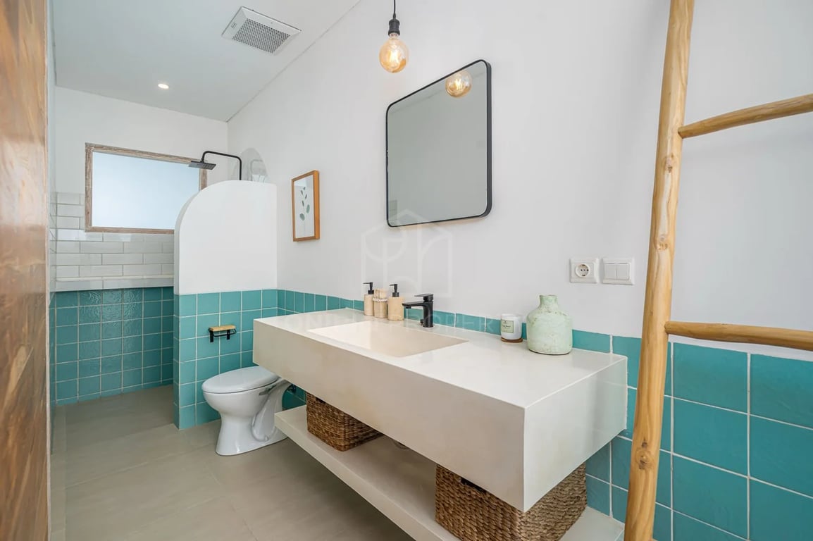 Oniriq Property