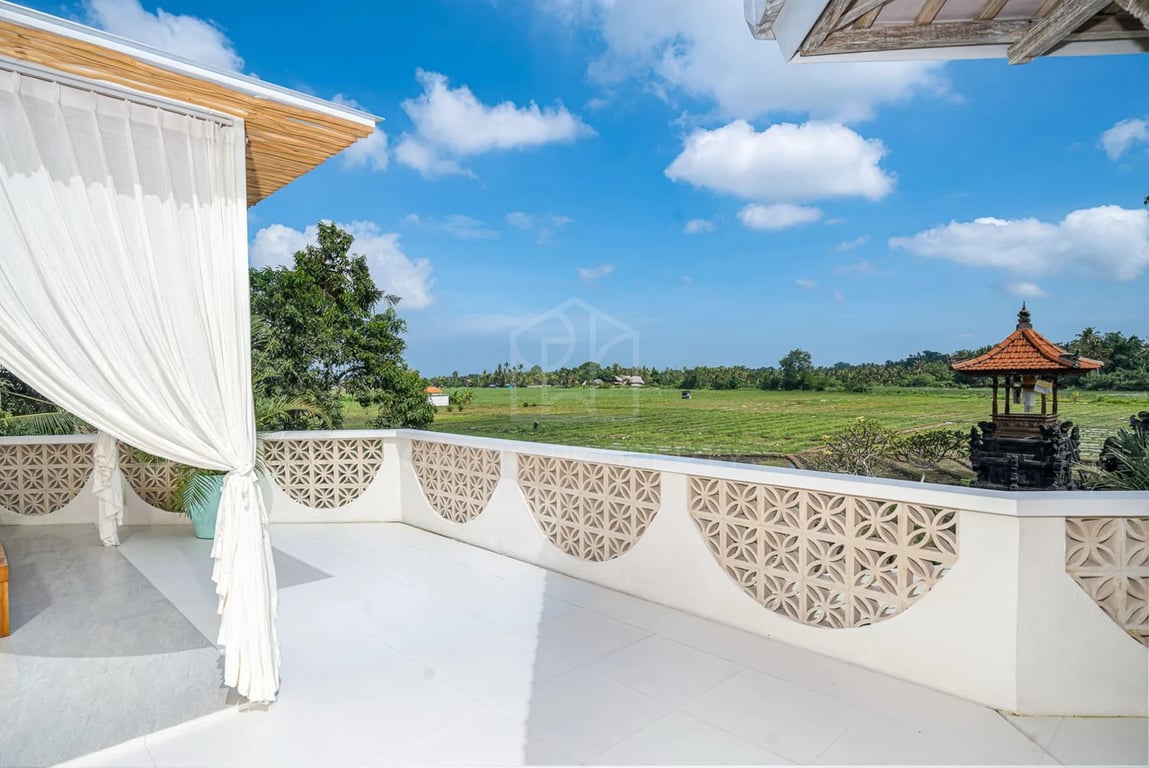 Oniriq Property