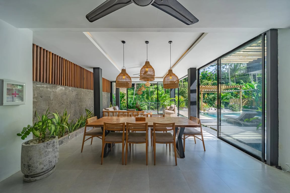 Oniriq Property