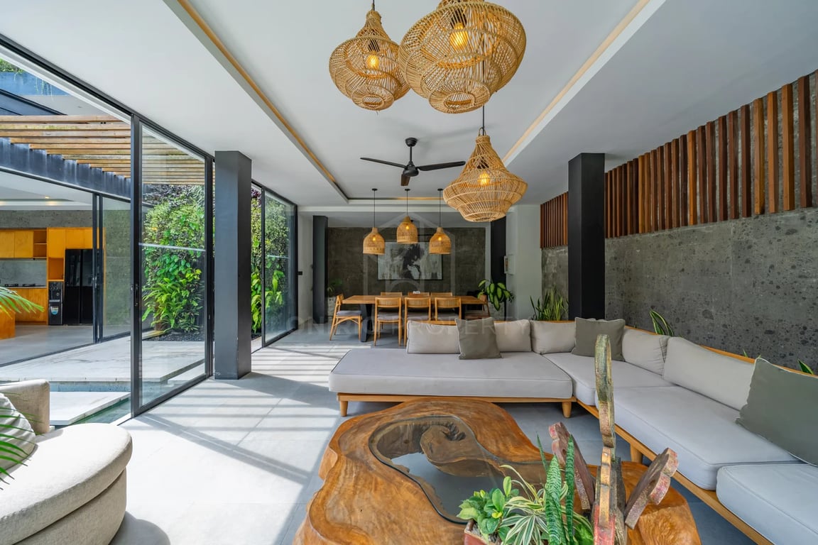Oniriq Property
