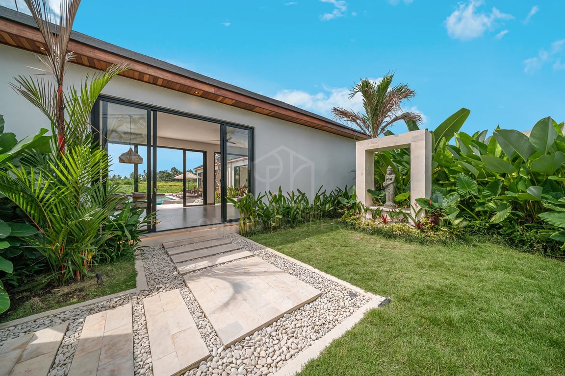 Oniriq Property