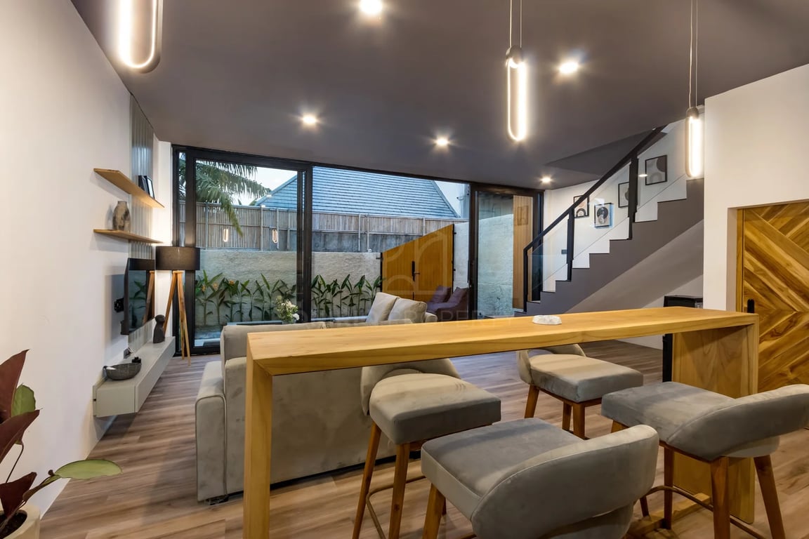 Oniriq Property