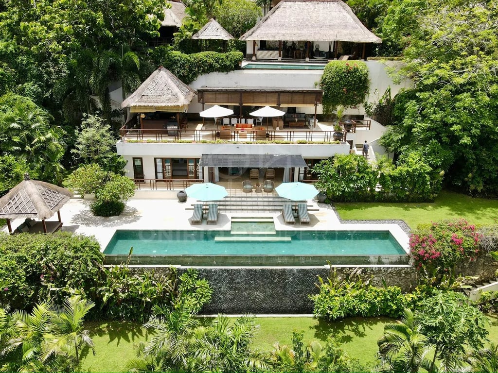 Oniriq Property
