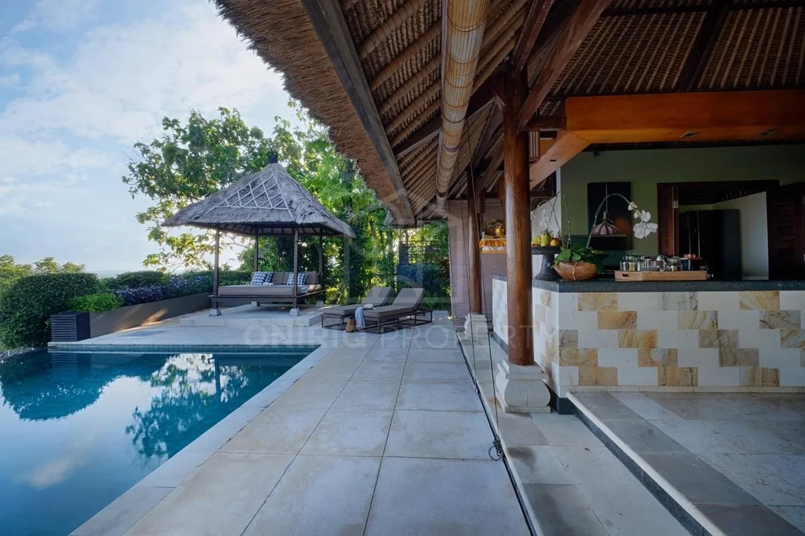Oniriq Property