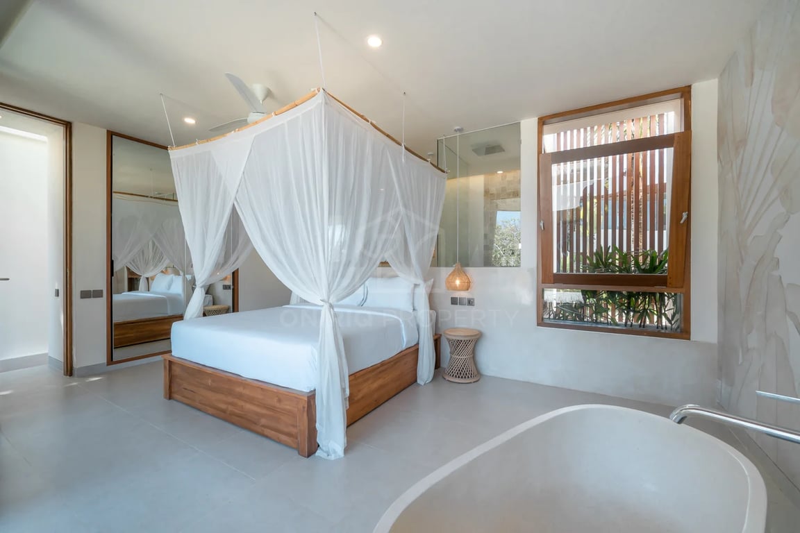 Oniriq Property