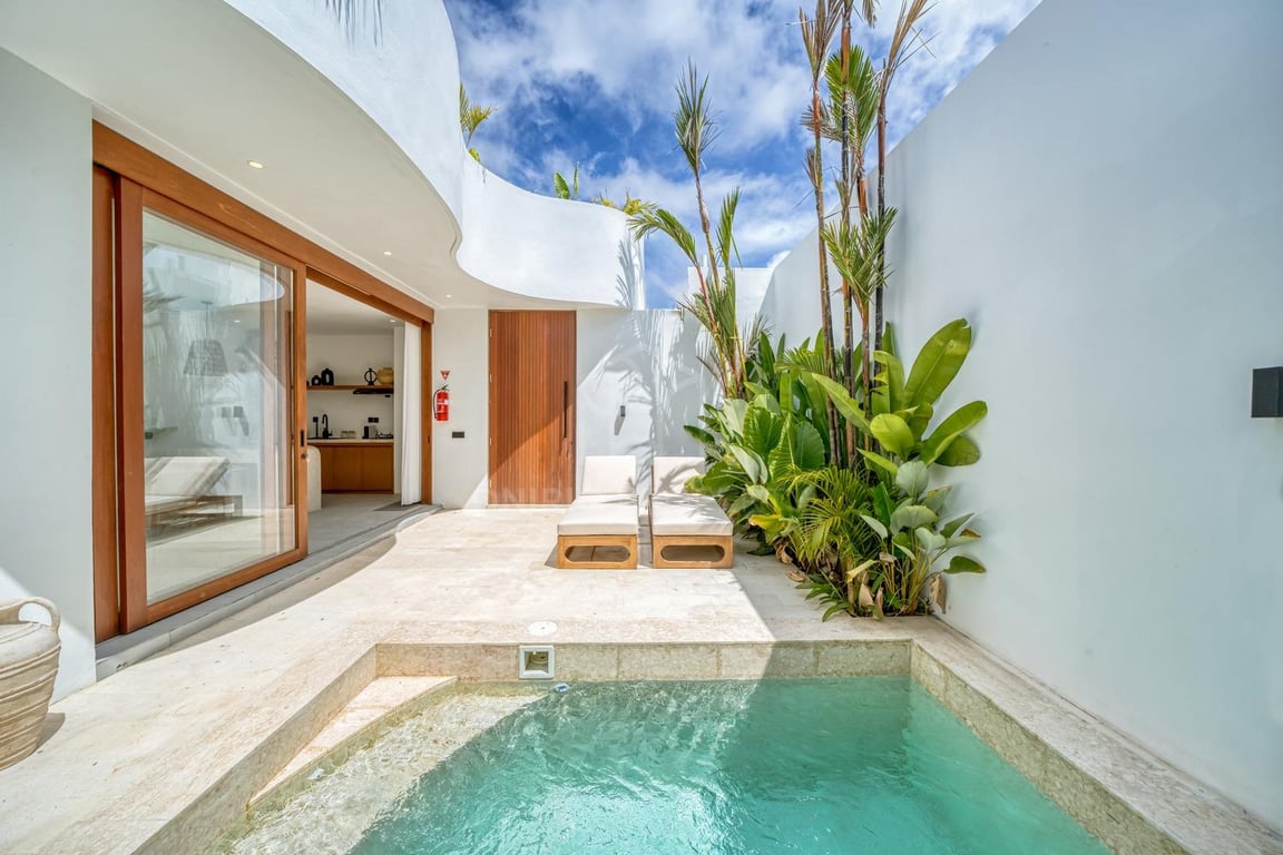 Oniriq Property