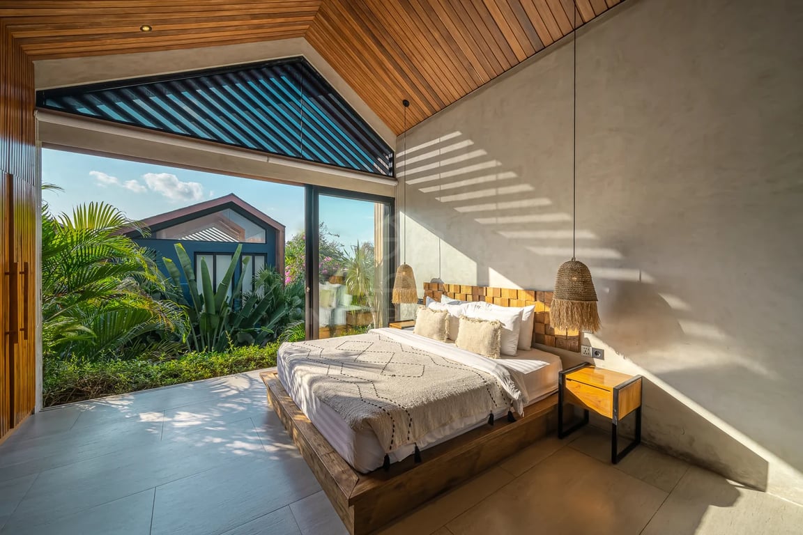 Oniriq Property