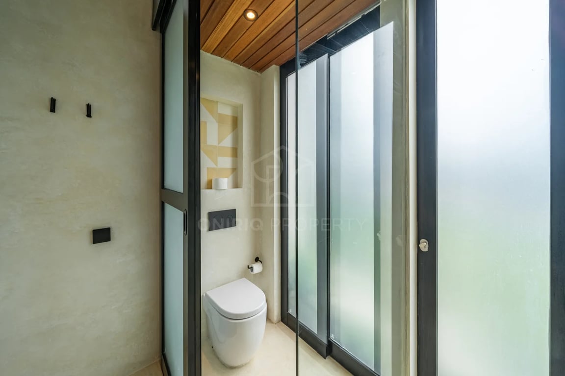 Oniriq Property