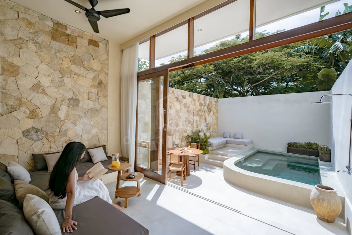 Oniriq Property
