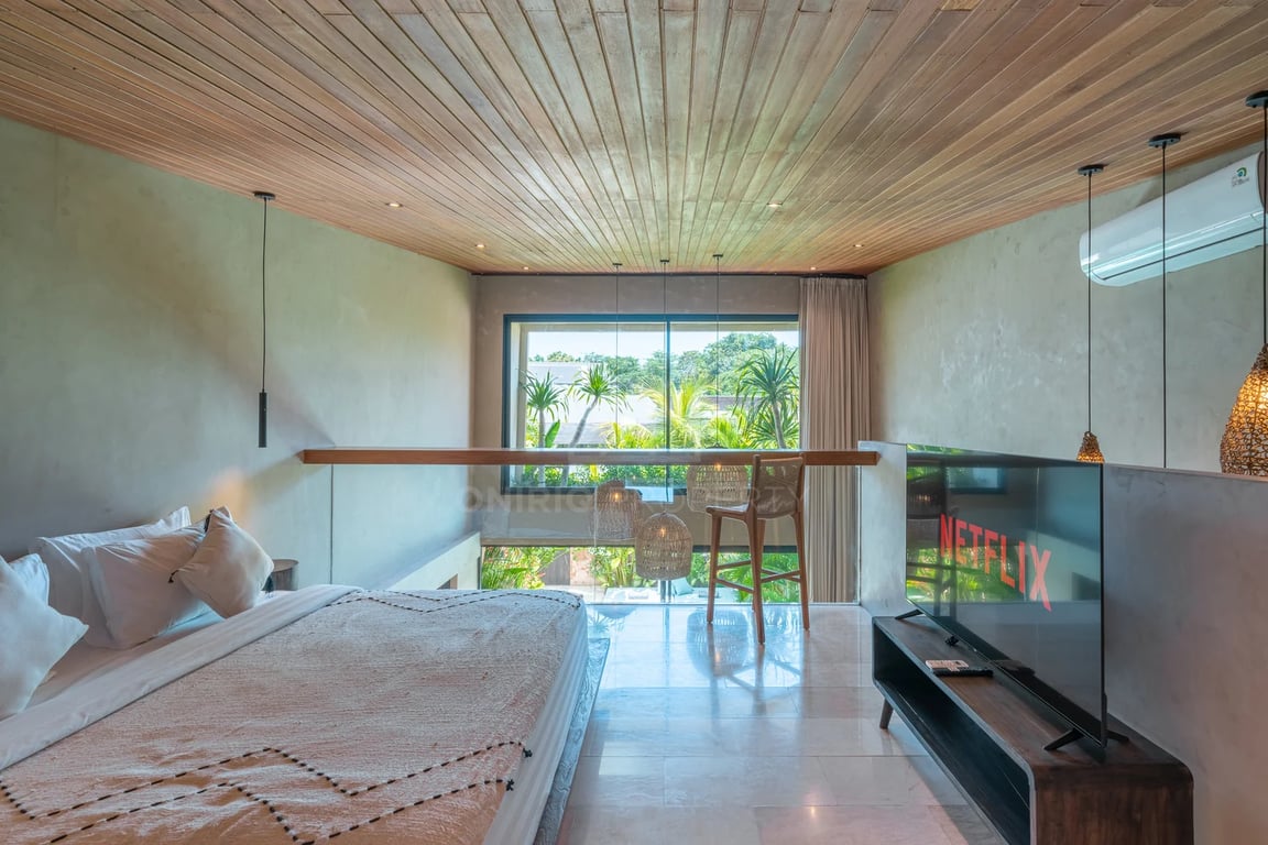 Oniriq Property