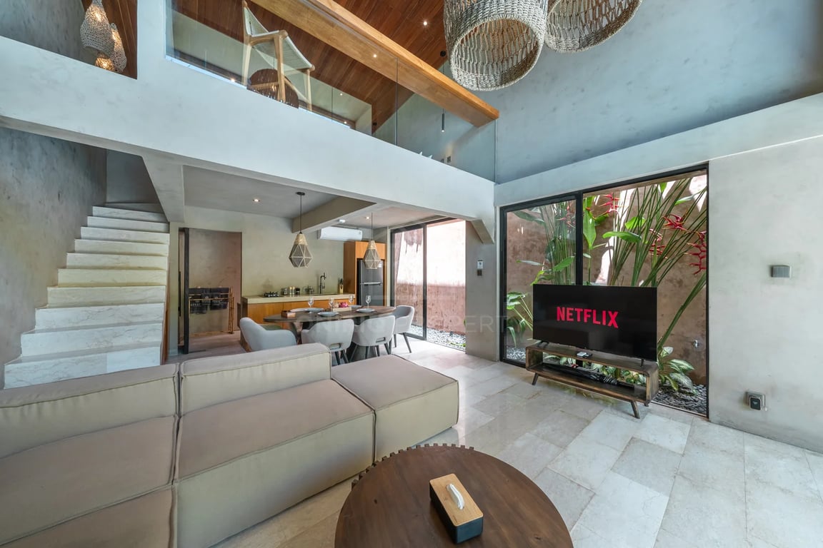 Oniriq Property