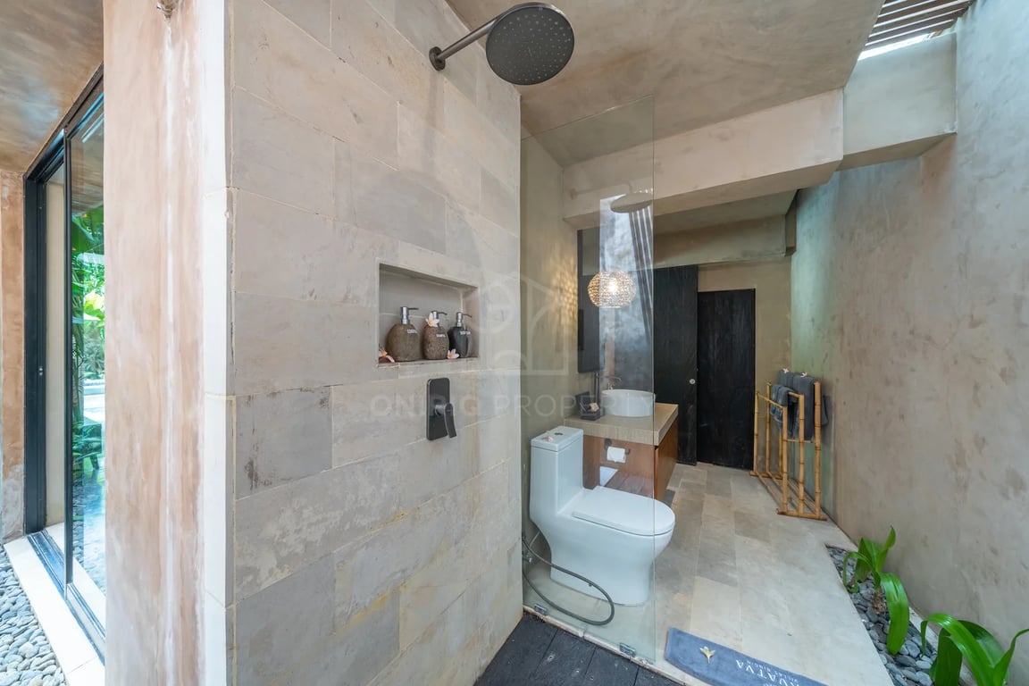 Oniriq Property
