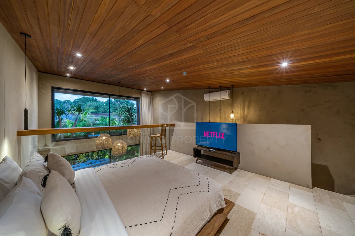 Oniriq Property