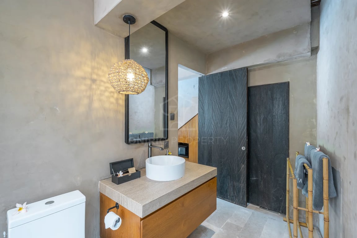 Oniriq Property