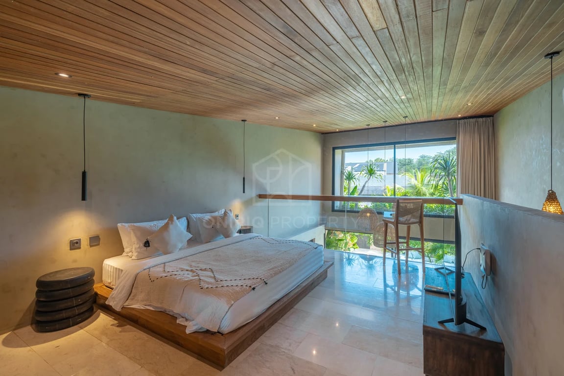 Oniriq Property