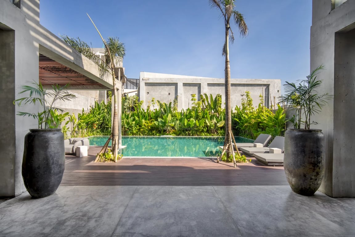 Oniriq Property