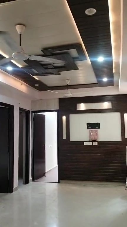 2BHK + Store Flat for Rent in Galaxy North Avenue 2, Noida Extension – 925 SQFT thumbnail 1