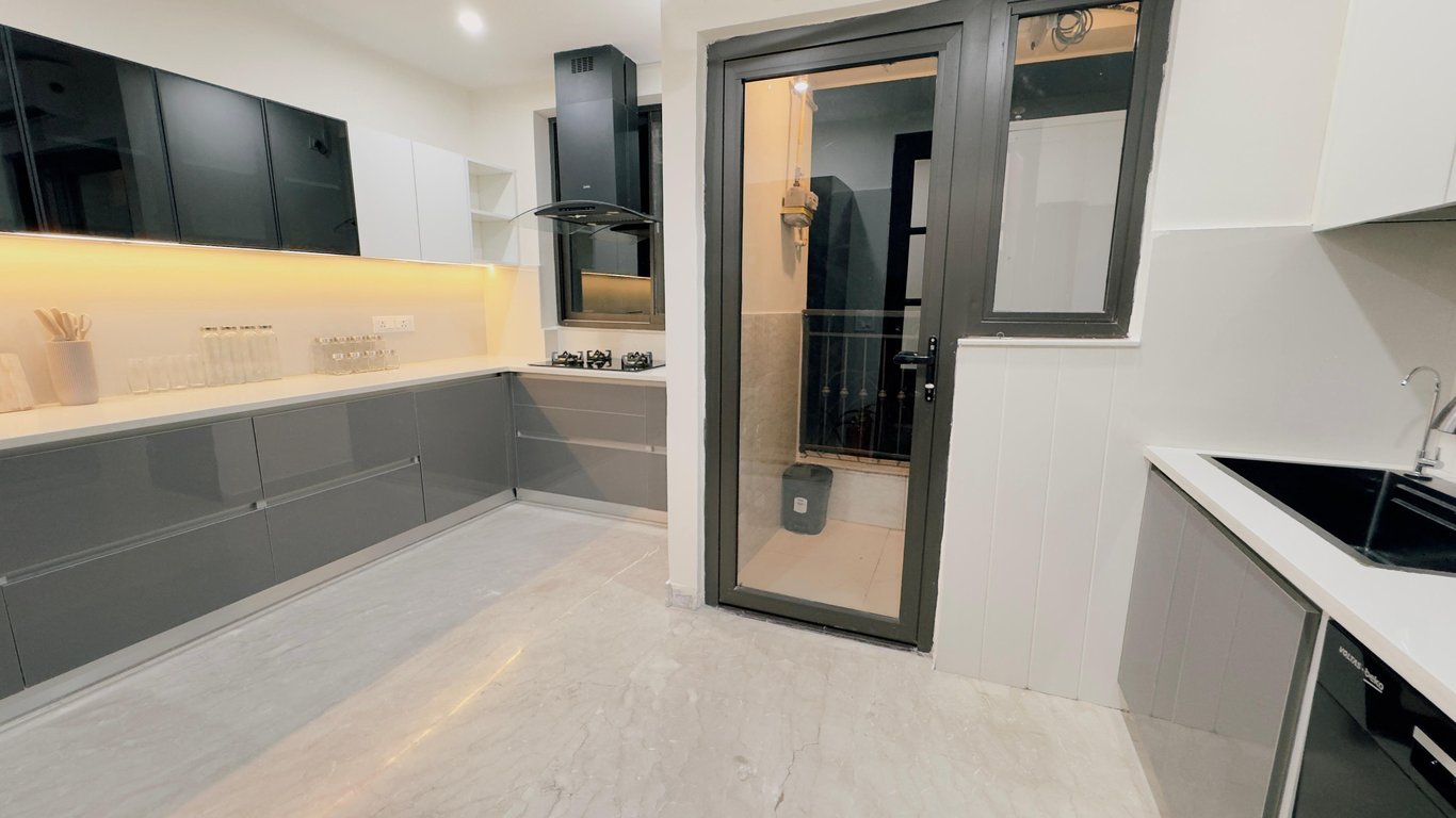 Spacious Ultra Luxurious  4 bhk builder floor for Rent in  Anand Niketan thumbnail 4