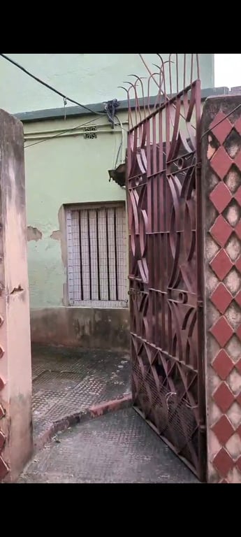 4bhk house for sale in Entally Ramlila maidan thumbnail 3