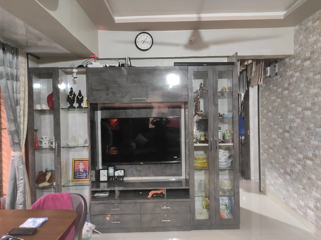 Fully Furnished 2BHK Flat for sale thumbnail 5