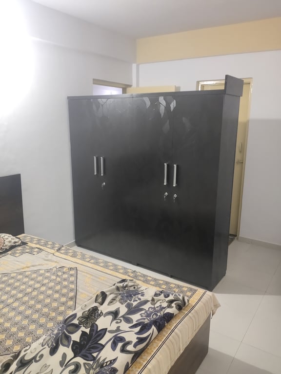 Specious 1 bhk flat at Singasandra, South Banglore thumbnail 4