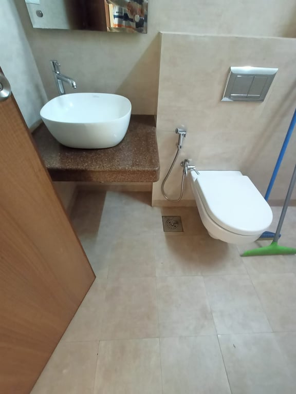 2 BHK balcony apartment on rent in Godrej prime Chembur Mumbai thumbnail 12